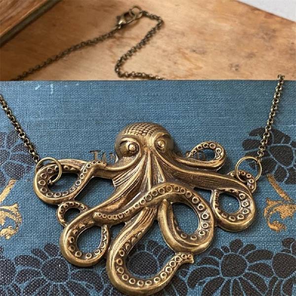 octopus necklace bronze color