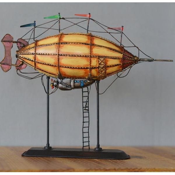 red steampunk zeppelin