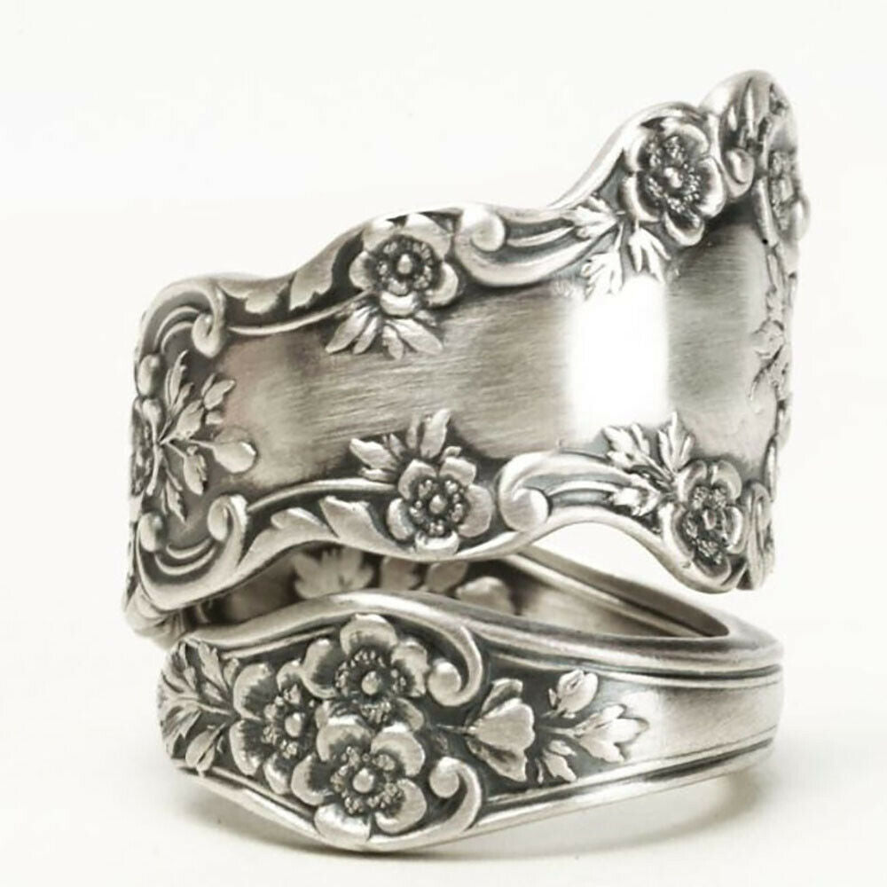 victorian engraved flowers ring