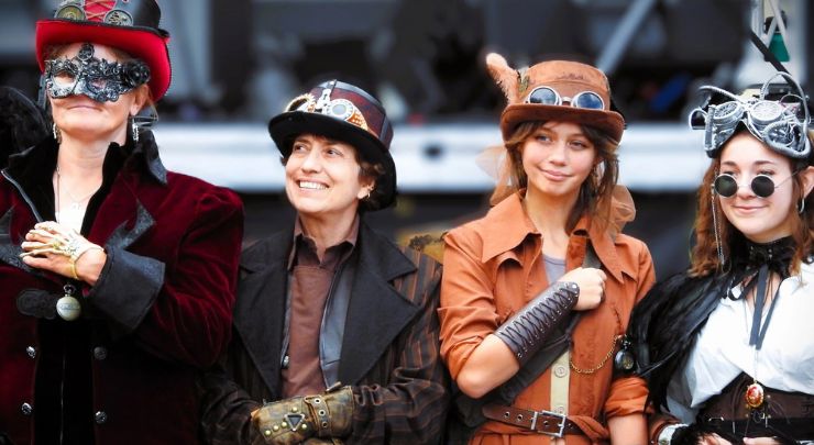 How to build a Steampunk costume under $100?