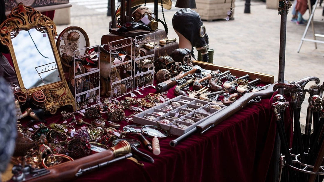 Where to buy steampunk accessories ?