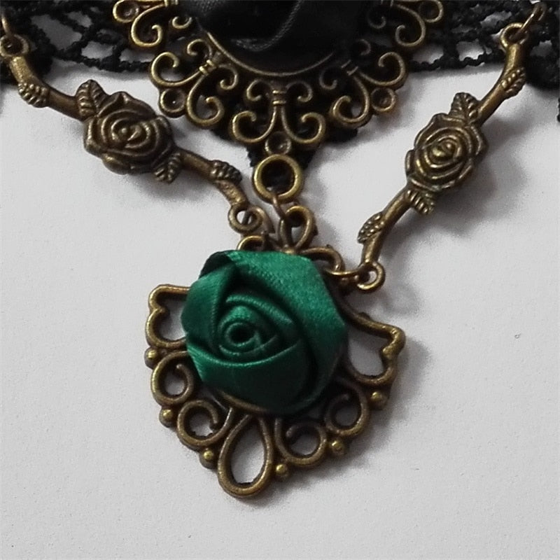 Green rose Steampunk necklace