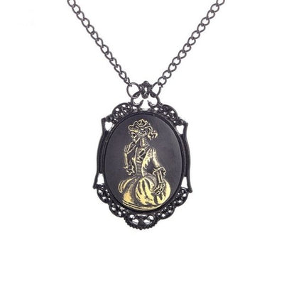 gothic balck pendant with skleton woman