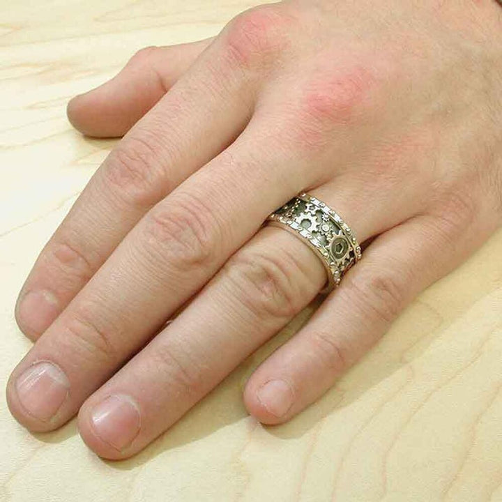 Steampunk carved gears ring