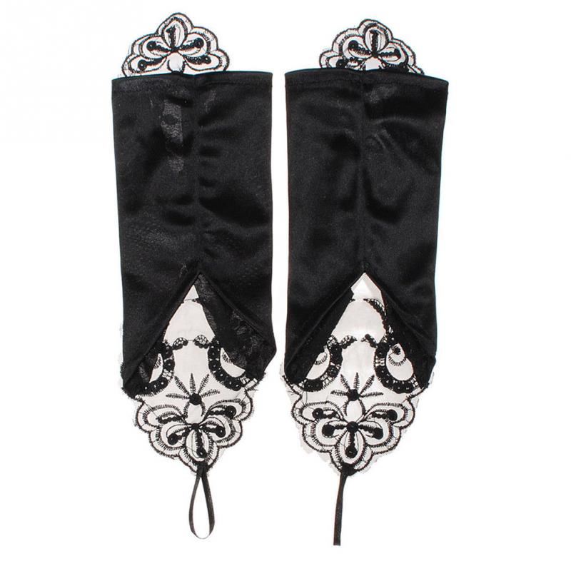 Steampunk embroidered gloves