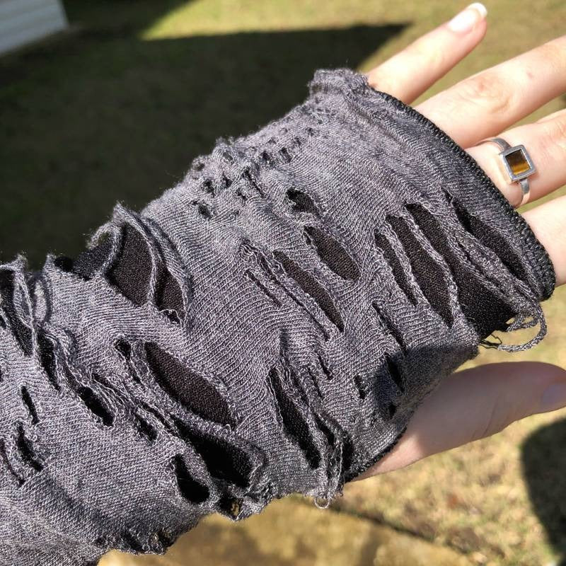 Rebellious Steampunk gloves | My Steampunk Style – my-steampunk-style