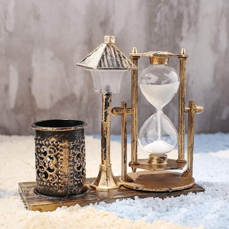 Steampunk sandglass lamp