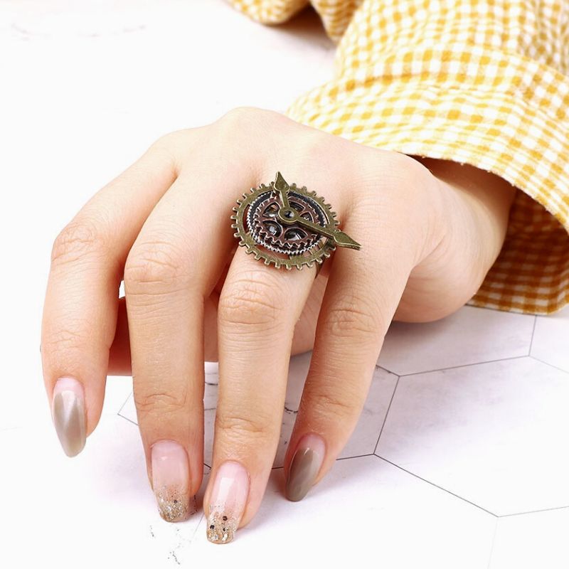 Steampunk clock ring